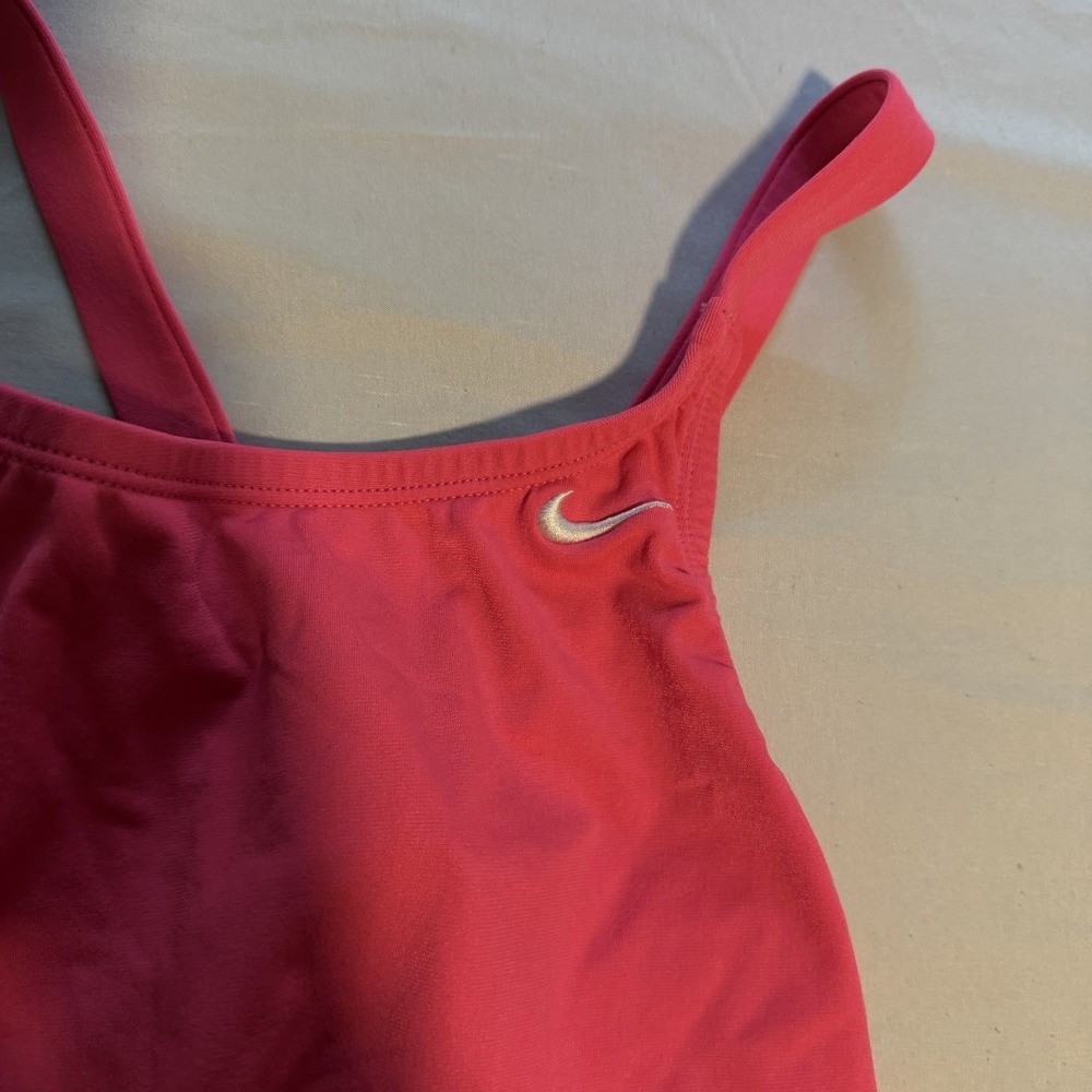Nike Hydrastrong One Piece Training Swimsuit Pink Women's 12 - Picture 4 of 10